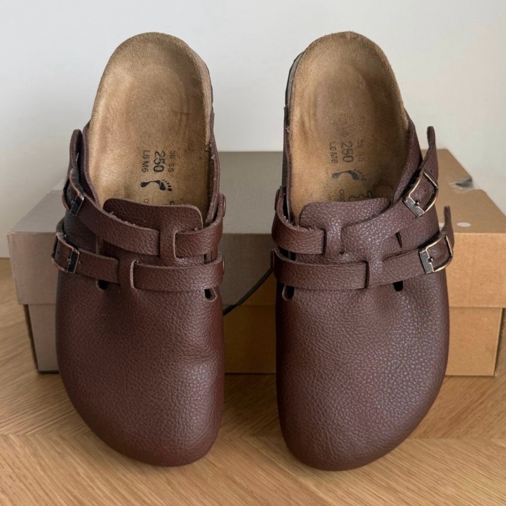 Birki’s Birkenstock Brown Leather Double Strap Slip-On Clogs 39/8